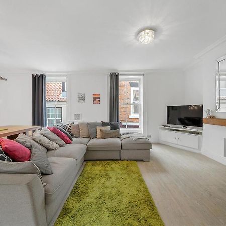 30 Percent Off! The Central Whitby Gem - 4 Bedrooms 外观 照片