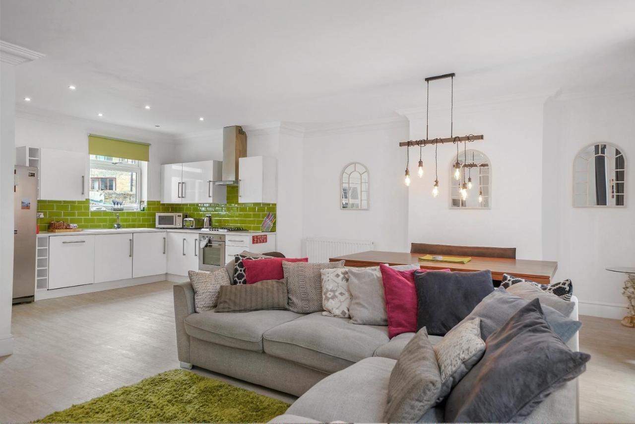 30 Percent Off! The Central Whitby Gem - 4 Bedrooms 外观 照片